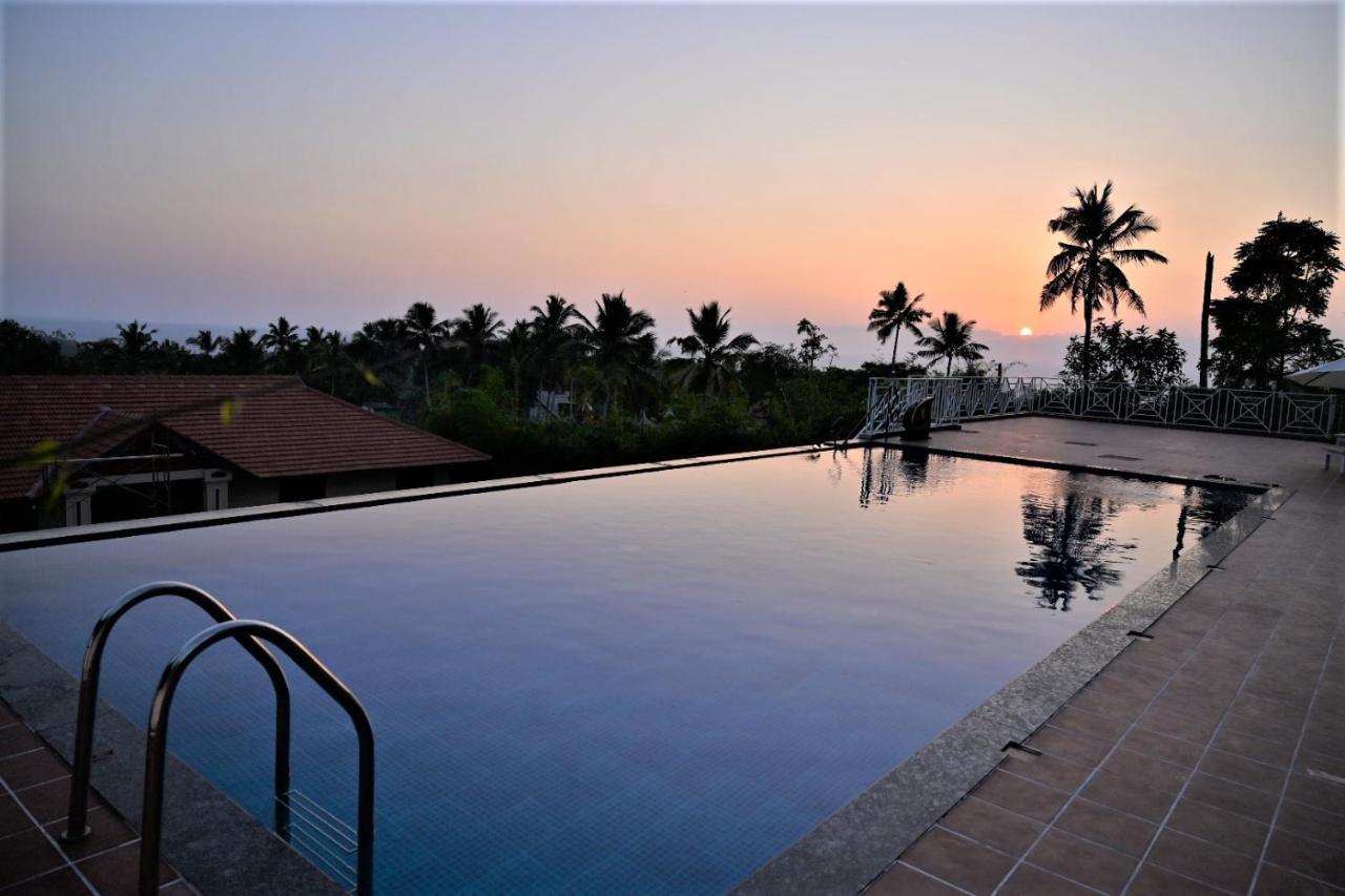 Aadisaktthi Leisure Resort, Kovalam Thiruvananthapuram Exterior foto